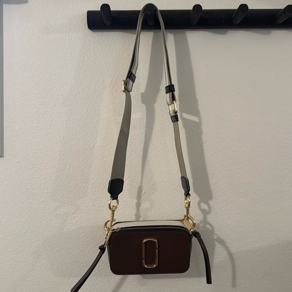 Marc Jacob’s Camera Bag - Picture 1 of 7